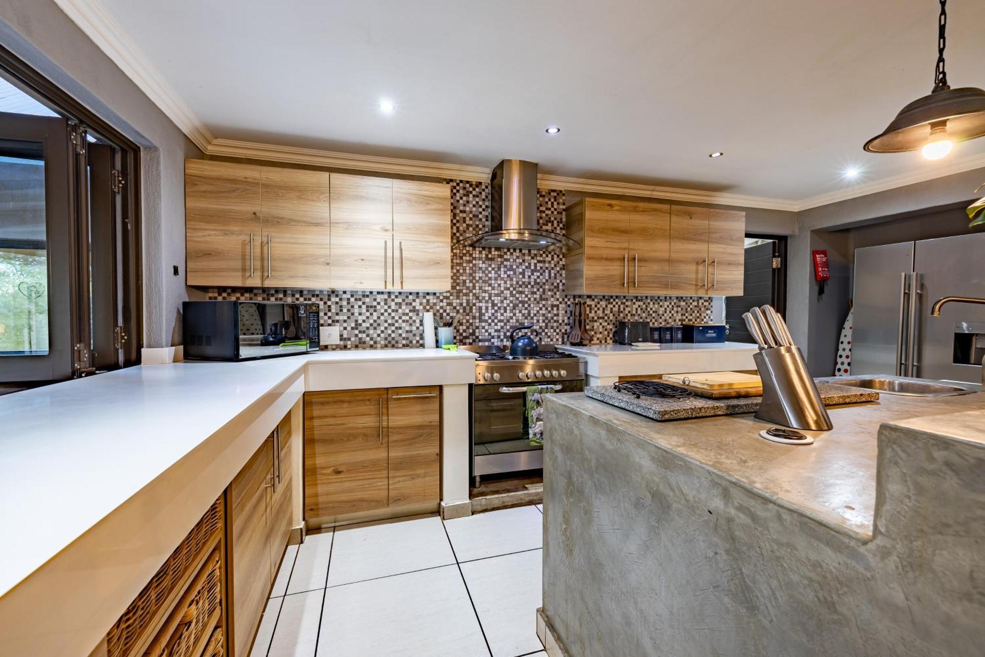 Wildheart Safari - Main Appartement Hoedspruit Buitenkant foto